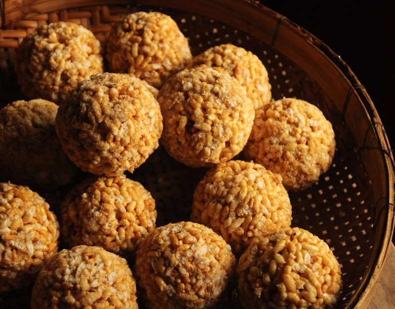 Apricot and Pistachio Energy Bites