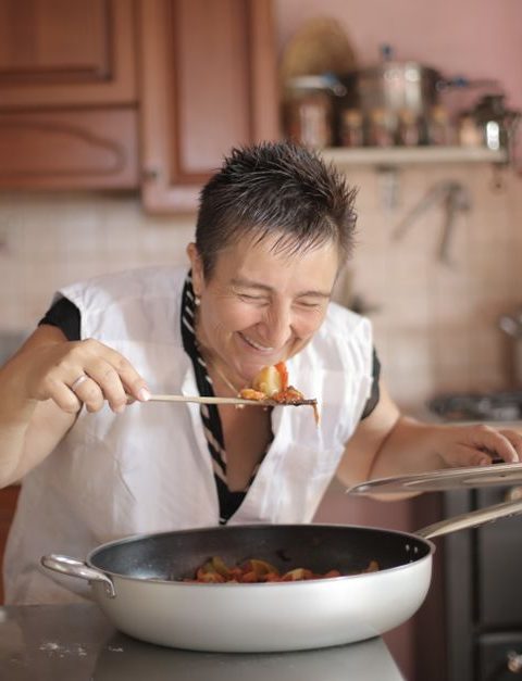 Gentle Ways to Build a Healthier Relationship With Food
