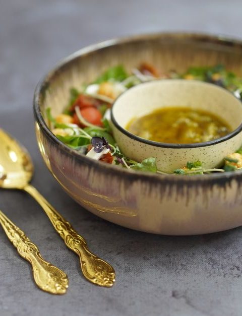 How to Make Simple Homemade Dressings