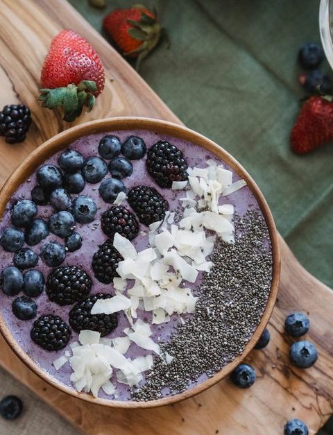 Overnight Chia Pudding With Berries
