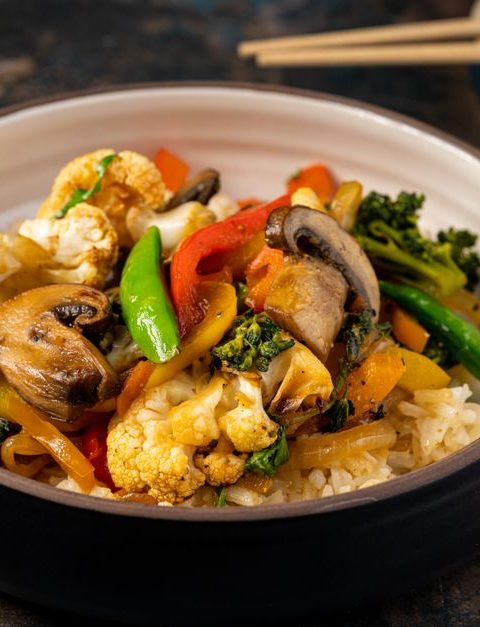 Prawn and Vegetable Stir-Fry With Ginger