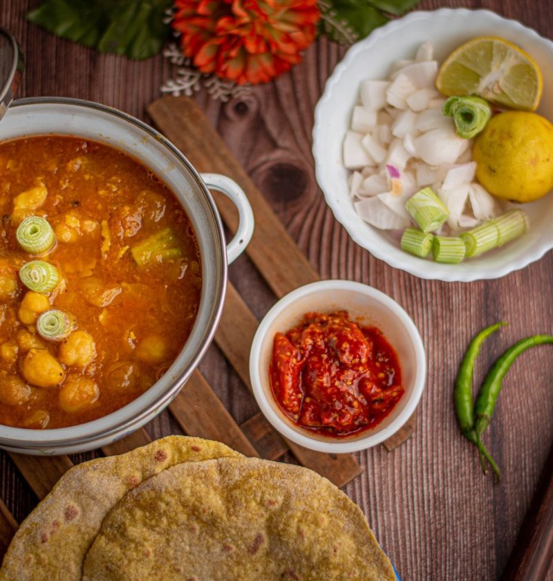 Chickpea and Spinach Coconut Curry with Lime Chickpea and Spinach Coconut Curry with Lime